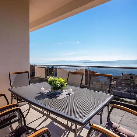 Gorgeous In With Wi-fi Apartment Dramalj